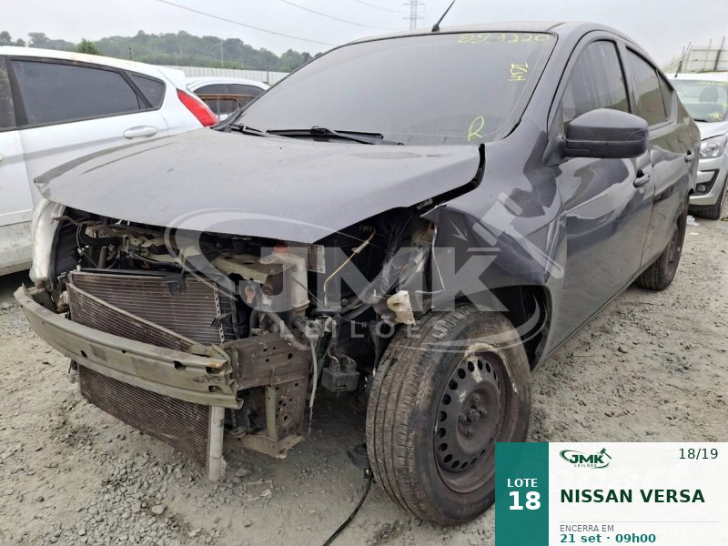 NISSAN VERSA 18/19