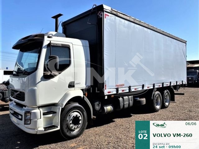 VOLVO VM-260 06/06