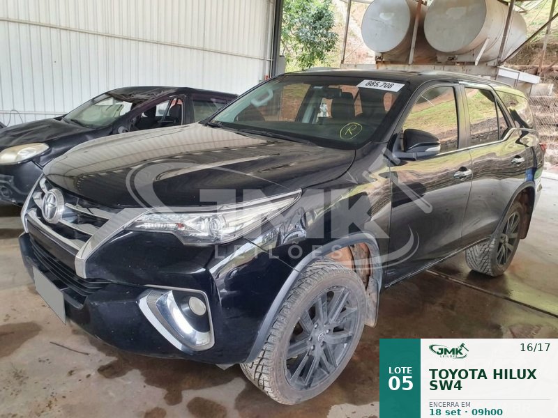 TOYOTA HILUX SW4 16/17